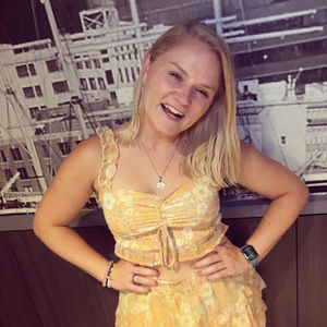 Meet your Posher, Sierra